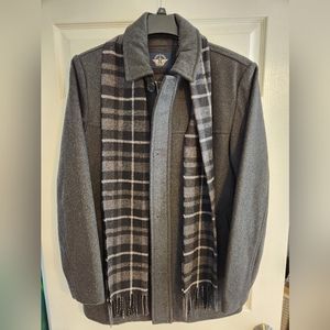 Winter coat / jacket. Dockers wool blend, Men's medium. Like new!